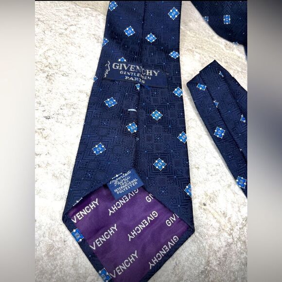 Givenchy Gentleman Paris vintage navy blue textured printed necktie - Picture 4 of 5